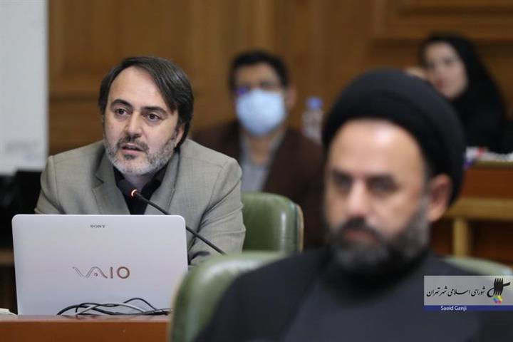 مهدی پیرهادی مطرح کرد: ۵-۸۳ ضرورت ارائه گزارشی از پروژه‌ های نیمه‌ تمام شهر تهران در شورای شهر/ ‏HSE در شهر تهران جدی گرفته شود